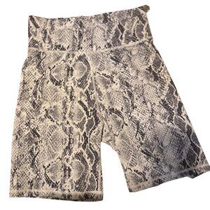 Women's Cut The Frills Athletic Bike Shorts Snake Python Print White Black SZ XL